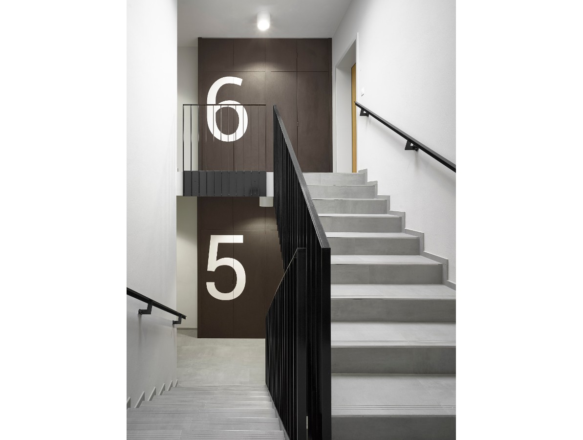 nuselska_apartment_building_corridor_04_res_mod