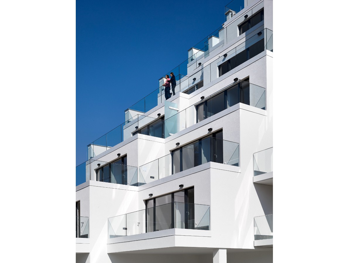 nuselska_apartment_building_05_res_mod